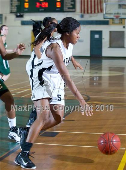 Thumbnail 2 in Mira Costa vs. Stockdale (Santa Barbara Tournament of Champions) photogallery.