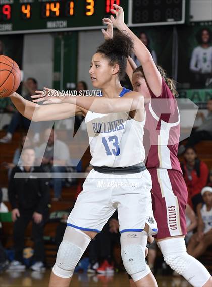Thumbnail 1 in Folsom vs. Mission Hills (MLK Showcase) photogallery.