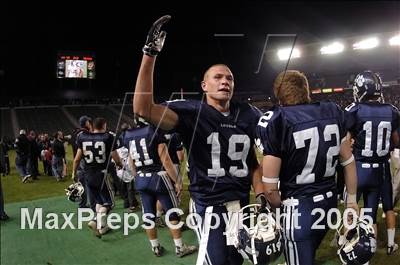 Thumbnail 3 in Esperanza vs Loyola (D1 Section Final) photogallery.