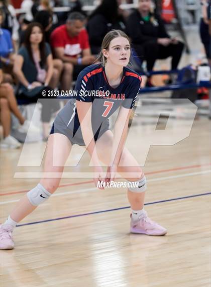 Thumbnail 1 in Desert Hills vs. Beckman (Nike Tournament of Champions) photogallery.