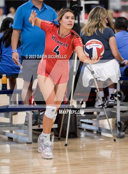 Thumbnail 2 in Desert Hills vs. Beckman (Nike Tournament of Champions) photogallery.