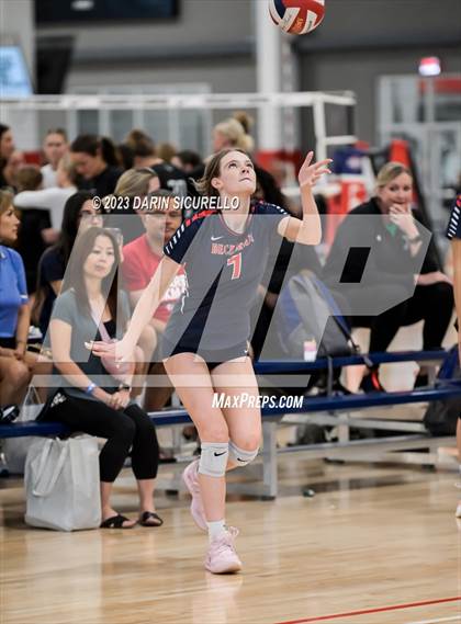 Thumbnail 1 in Desert Hills vs. Beckman (Nike Tournament of Champions) photogallery.