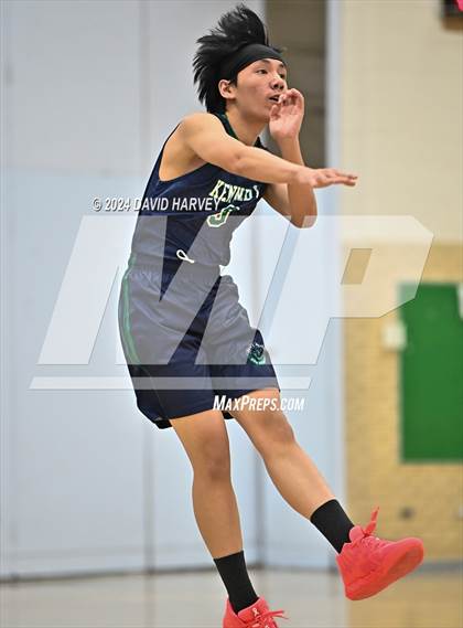 Thumbnail 3 in Kennedy vs Alameda photogallery.