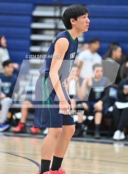 Thumbnail 1 in Kennedy vs Alameda photogallery.