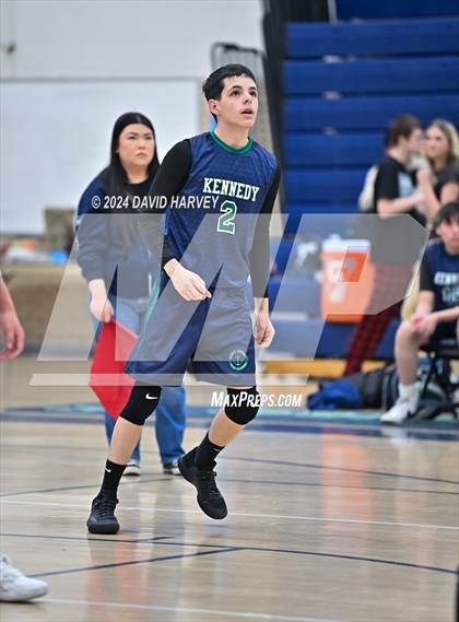 Thumbnail 3 in Kennedy vs Alameda photogallery.