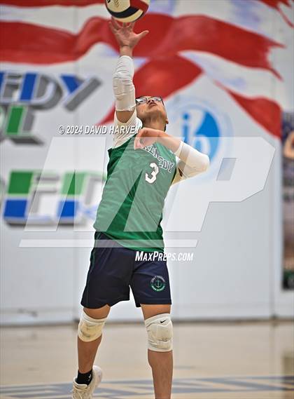 Thumbnail 1 in Kennedy vs Alameda photogallery.