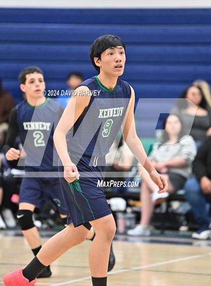 Thumbnail 1 in Kennedy vs Alameda photogallery.