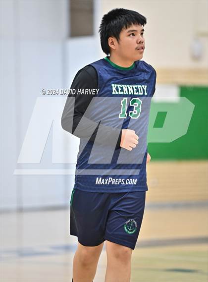 Thumbnail 1 in Kennedy vs Alameda photogallery.