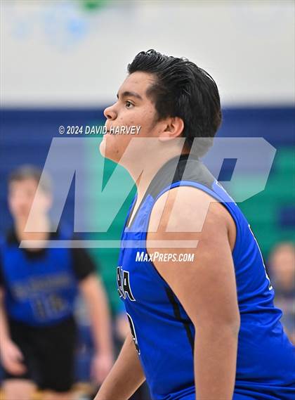 Thumbnail 3 in Kennedy vs Alameda photogallery.