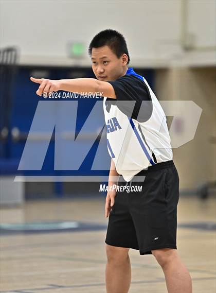 Thumbnail 1 in Kennedy vs Alameda photogallery.