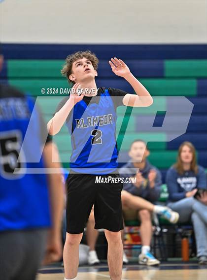 Thumbnail 1 in Kennedy vs Alameda photogallery.