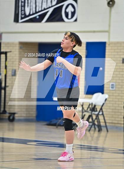 Thumbnail 3 in Kennedy vs Alameda photogallery.