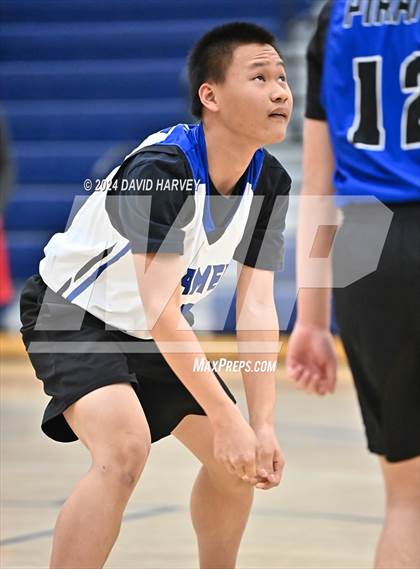 Thumbnail 3 in Kennedy vs Alameda photogallery.