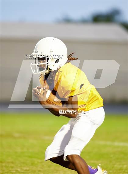 Thumbnail 3 in Sumner @ Lennard photogallery.