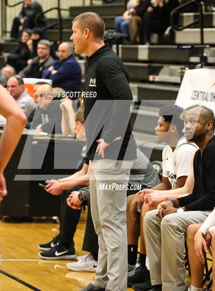 Thumbnail 1 in Worthington Kilbourne @ Westerville Central photogallery.