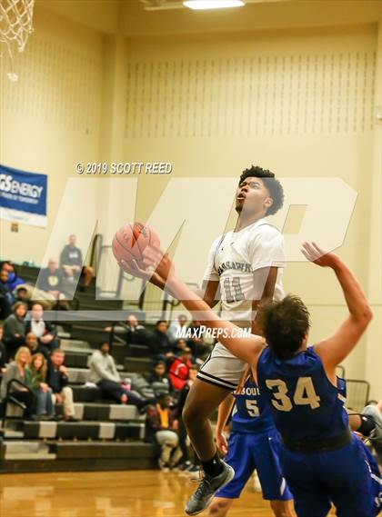 Thumbnail 2 in Worthington Kilbourne @ Westerville Central photogallery.