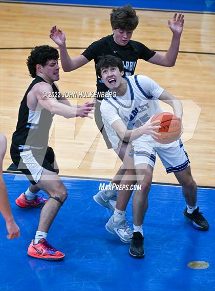 Thumbnail 3 in Hilliard Darby @ Hilliard Bradley photogallery.