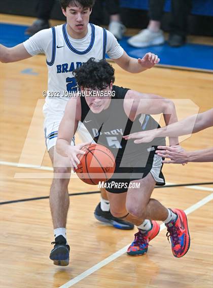 Thumbnail 1 in Hilliard Darby @ Hilliard Bradley photogallery.
