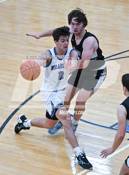 Thumbnail 2 in Hilliard Darby @ Hilliard Bradley photogallery.