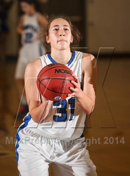 Thumbnail 1 in Rifle vs Broomfield (CHSAA 4A Second Round Playoff) photogallery.