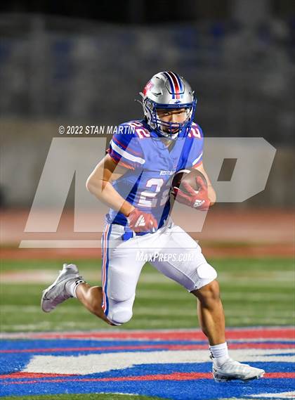 Thumbnail 2 in Westlake vs. Cedar Ridge (UIL 6A Div 1 Bi-District Playoff)   photogallery.