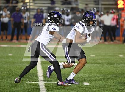 Thumbnail 2 in Westlake vs. Cedar Ridge (UIL 6A Div 1 Bi-District Playoff)   photogallery.
