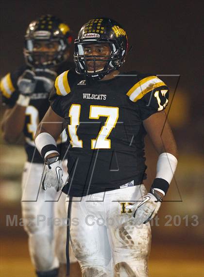 Thumbnail 2 in Knoxville Catholic vs. Hixson (TSSAA 4A Round 3 Playoff) photogallery.