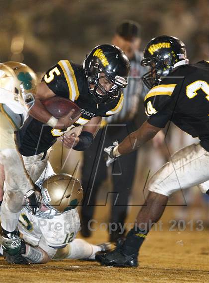 Thumbnail 2 in Knoxville Catholic vs. Hixson (TSSAA 4A Round 3 Playoff) photogallery.