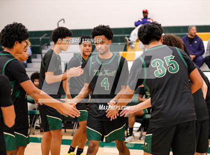 Thumbnail 2 in Moreau Catholic vs. Monterey Trail (NorCal Ultimate Challenge) photogallery.