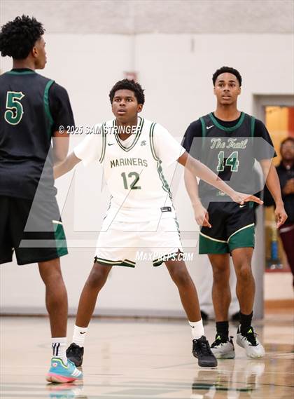 Thumbnail 1 in Moreau Catholic vs. Monterey Trail (NorCal Ultimate Challenge) photogallery.