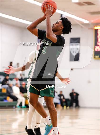 Thumbnail 2 in Moreau Catholic vs. Monterey Trail (NorCal Ultimate Challenge) photogallery.