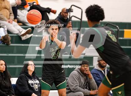 Thumbnail 2 in Moreau Catholic vs. Monterey Trail (NorCal Ultimate Challenge) photogallery.