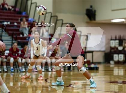 Thumbnail 1 in Cedarcrest @ Eastlake photogallery.