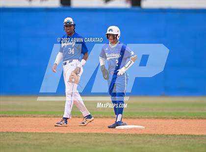 Thumbnail 1 in Aldine @ Dekaney photogallery.
