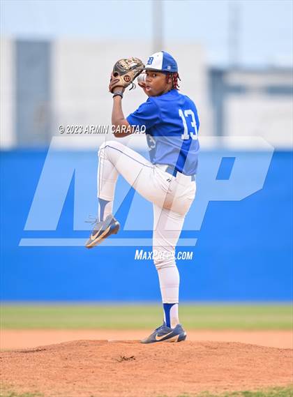 Thumbnail 3 in Aldine @ Dekaney photogallery.