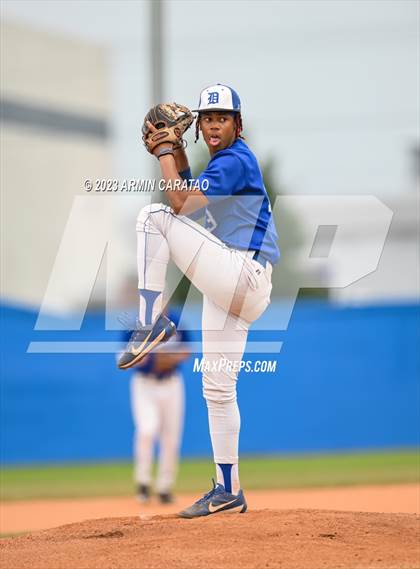 Thumbnail 2 in Aldine @ Dekaney photogallery.