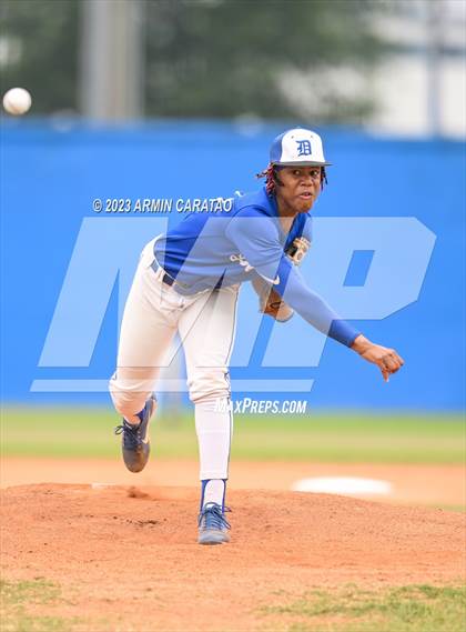Thumbnail 2 in Aldine @ Dekaney photogallery.