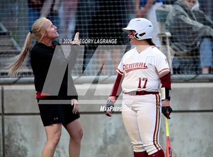 Thumbnail 1 in Northwest vs Keller Central photogallery.