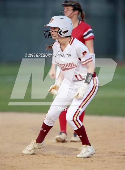 Thumbnail 1 in Northwest vs Keller Central photogallery.