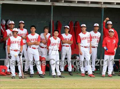 Thumbnail 1 in Sweetwater vs Yreka (San Diego Lions Tournament) photogallery.