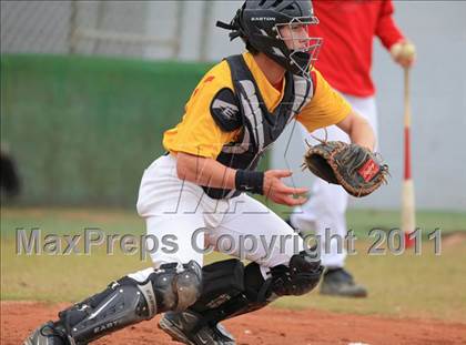 Thumbnail 2 in Sweetwater vs Yreka (San Diego Lions Tournament) photogallery.