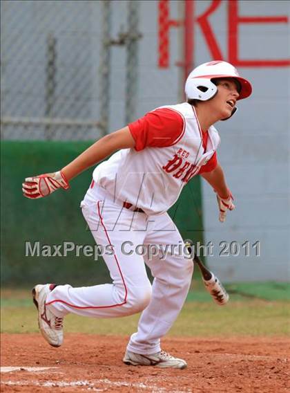 Thumbnail 3 in Sweetwater vs Yreka (San Diego Lions Tournament) photogallery.