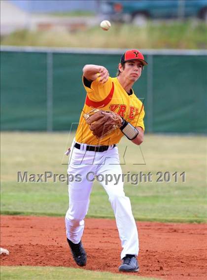 Thumbnail 3 in Sweetwater vs Yreka (San Diego Lions Tournament) photogallery.