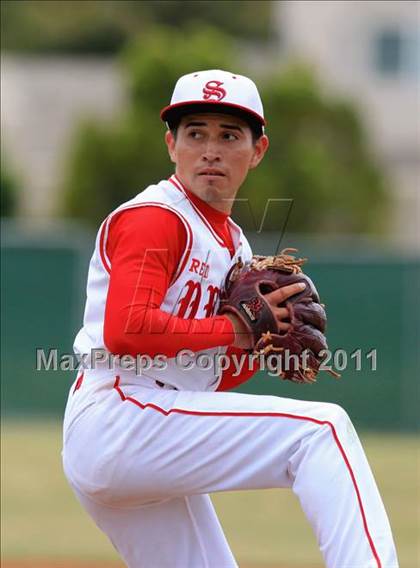 Thumbnail 2 in Sweetwater vs Yreka (San Diego Lions Tournament) photogallery.