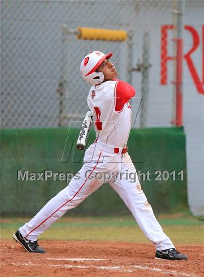 Thumbnail 1 in Sweetwater vs Yreka (San Diego Lions Tournament) photogallery.