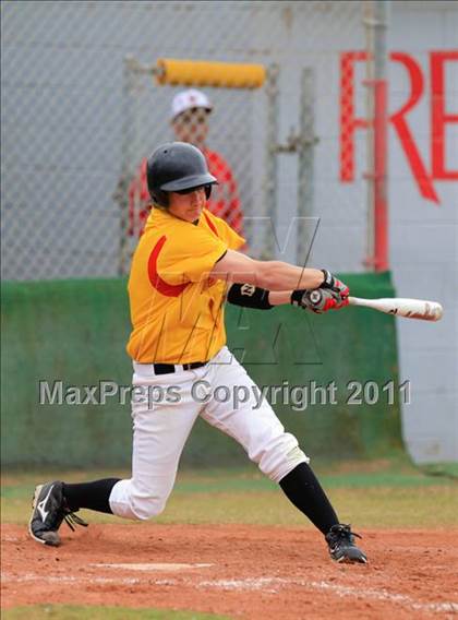 Thumbnail 1 in Sweetwater vs Yreka (San Diego Lions Tournament) photogallery.
