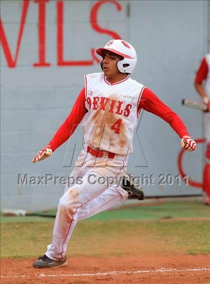 Thumbnail 2 in Sweetwater vs Yreka (San Diego Lions Tournament) photogallery.