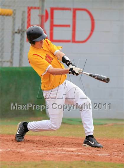 Thumbnail 1 in Sweetwater vs Yreka (San Diego Lions Tournament) photogallery.