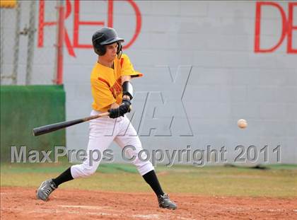 Thumbnail 2 in Sweetwater vs Yreka (San Diego Lions Tournament) photogallery.