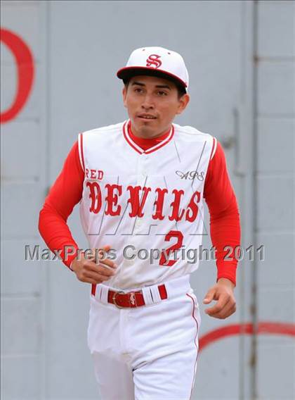 Thumbnail 1 in Sweetwater vs Yreka (San Diego Lions Tournament) photogallery.